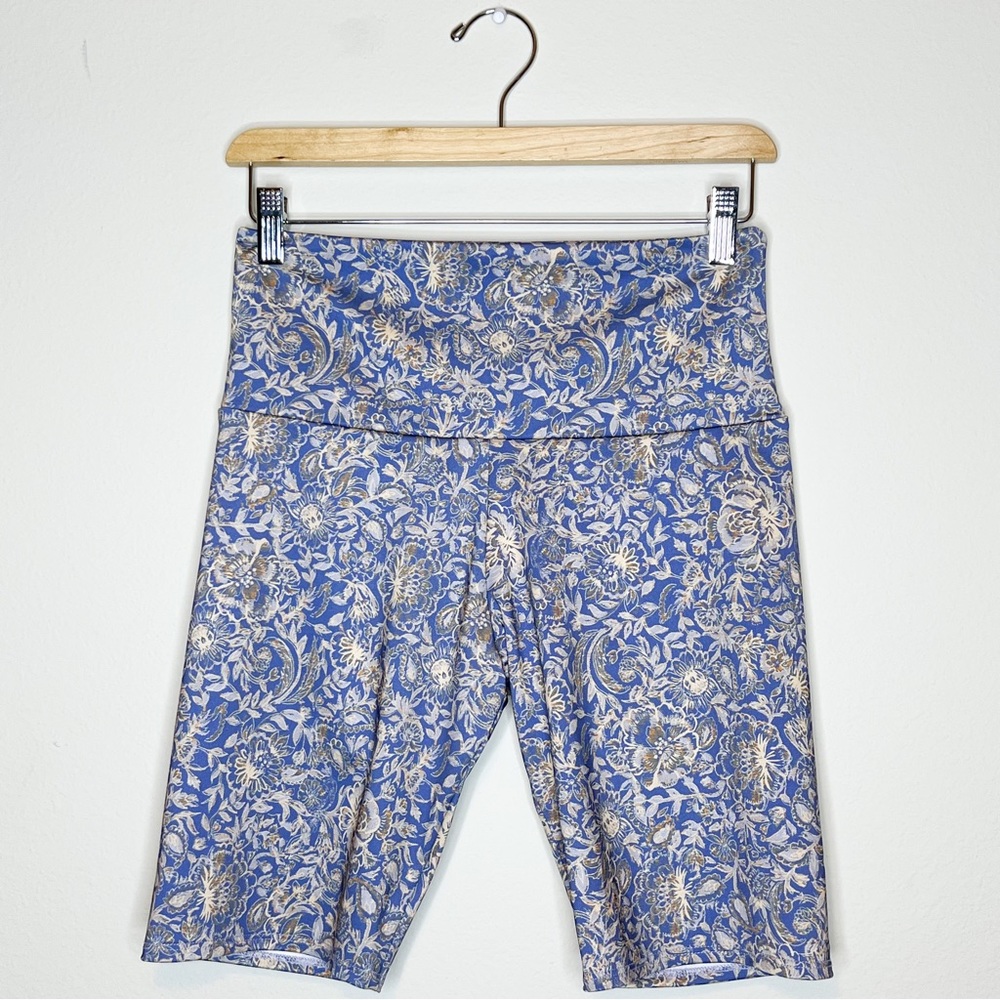 FREE PEOPLE MOVEMENT ONZIE Printed Biker Shorts
